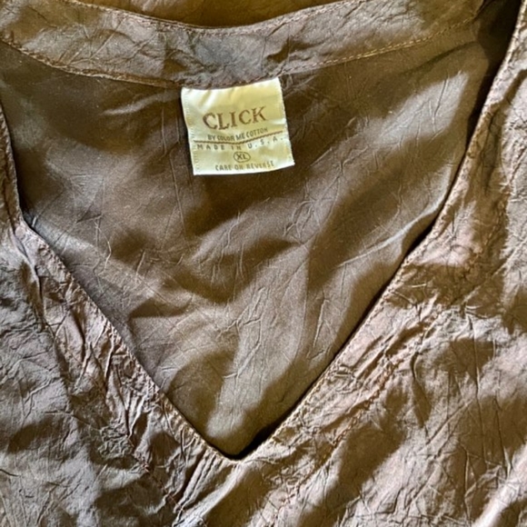 🍂Semi-Sheer Rayon Top🍂 - Picture 2 of 4